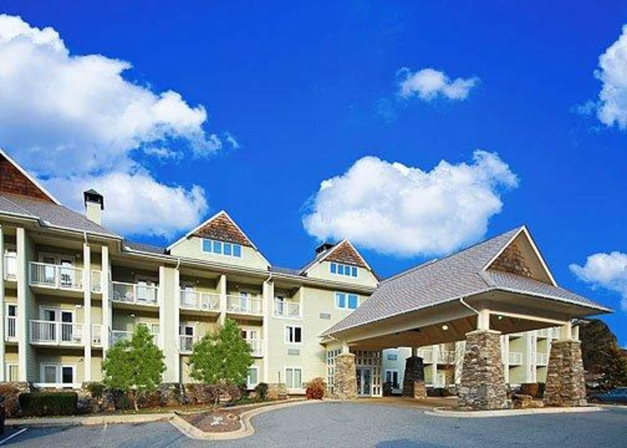 Super 8 By Wyndham Cherokee Dış mekan fotoğraf